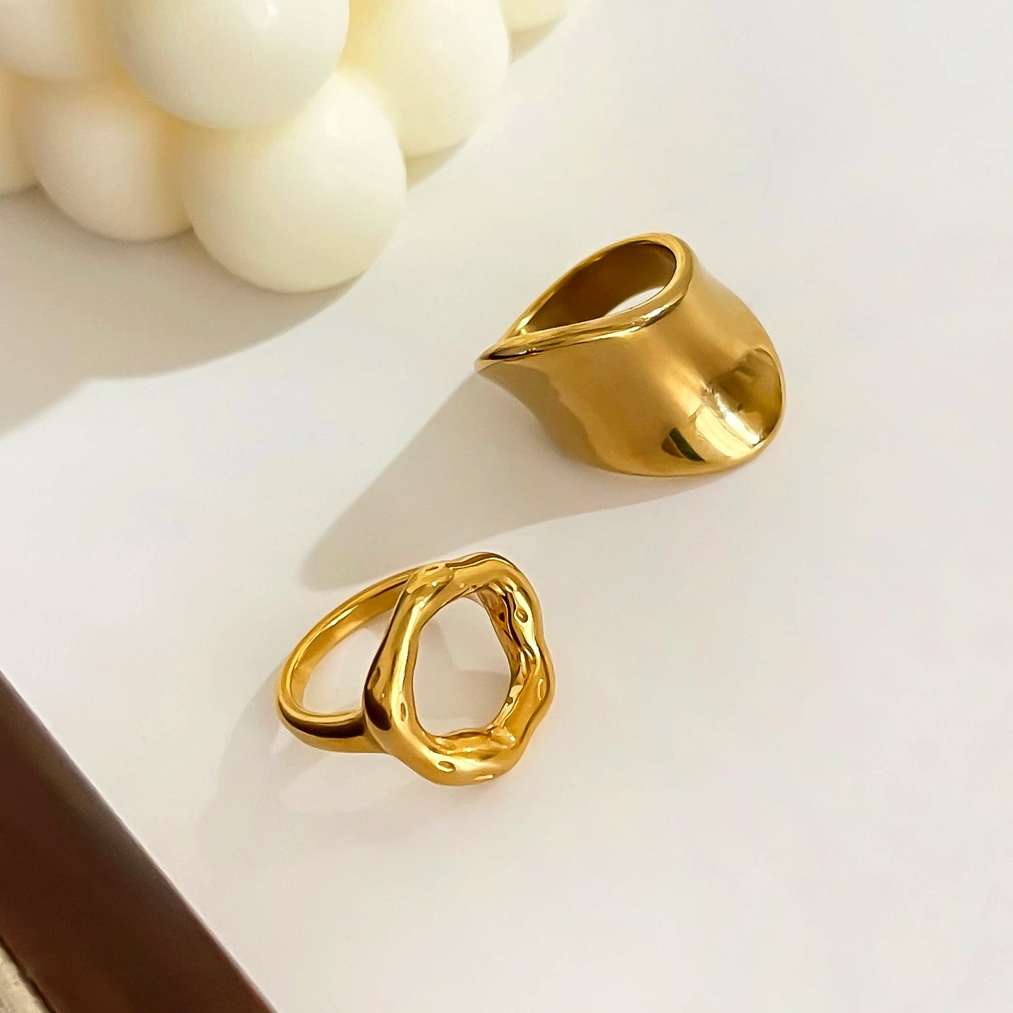 Belle Peri Rings