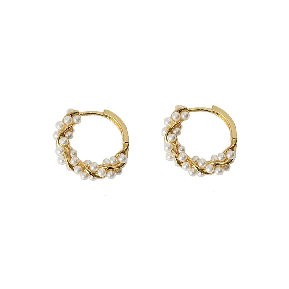 Belle Round Pearl Earrings