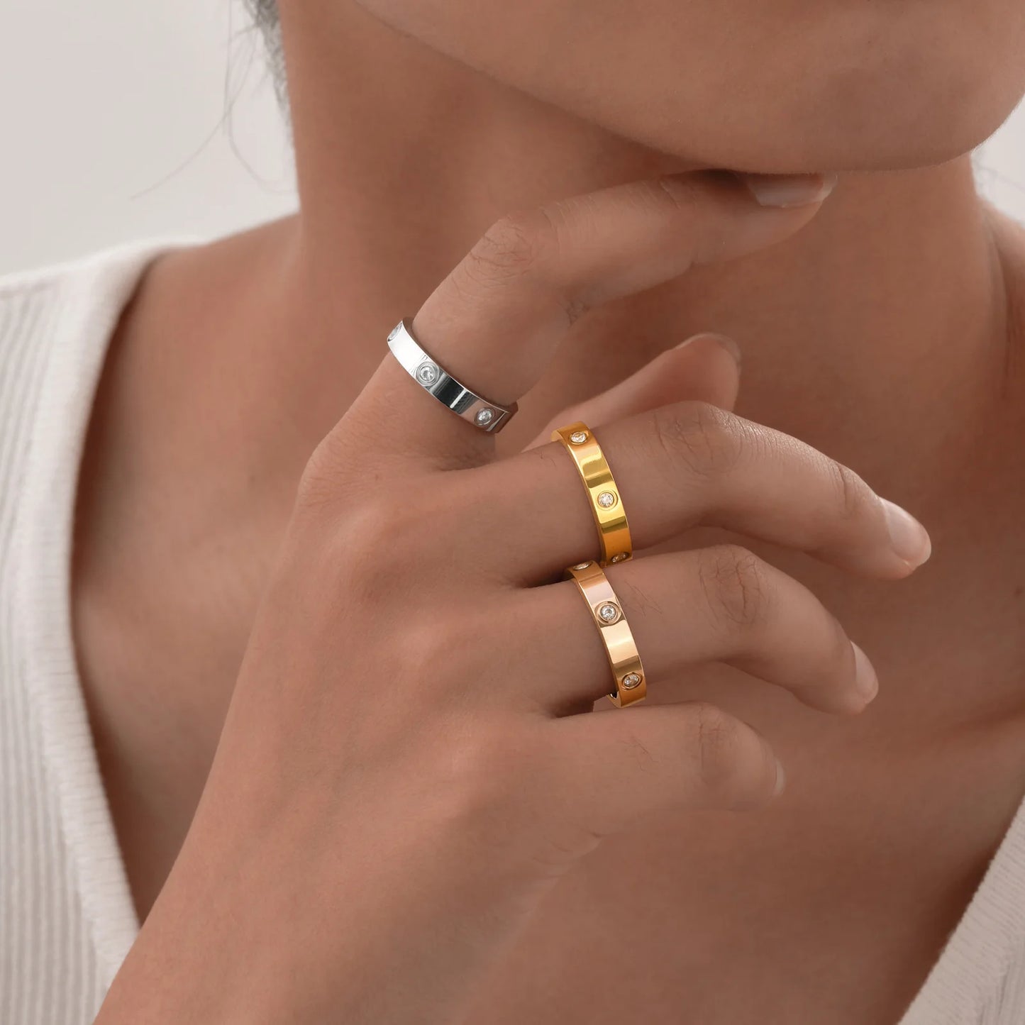 Belle Mini Dim Rings