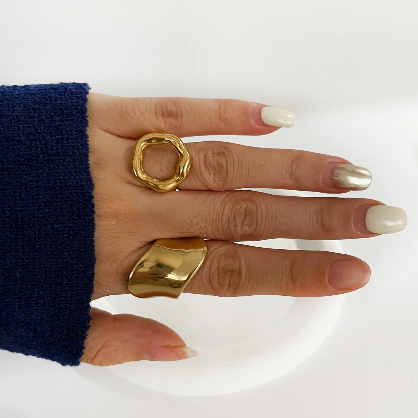 Belle Peri Rings